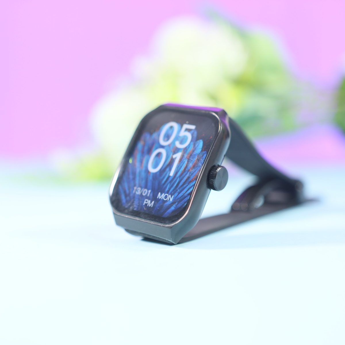 OV90 3D Amoled Display Smart Watch - Image 4