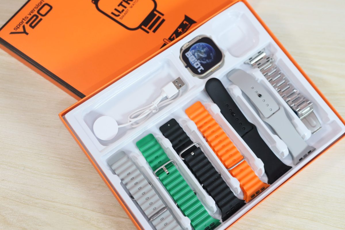 Y20 Ultra Smart Watch Sports Version with 7 Strap - Image 3